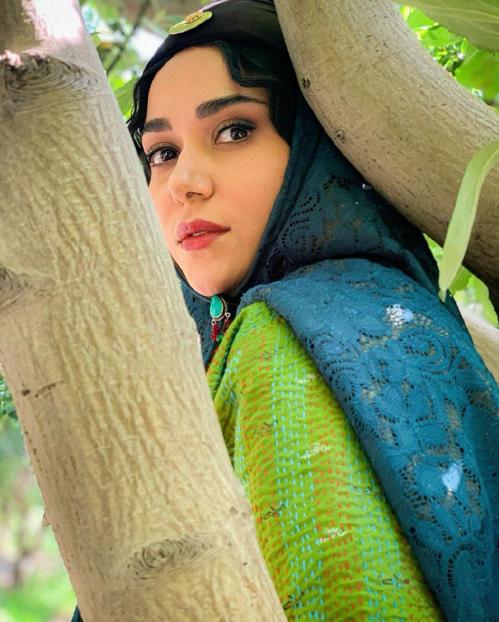 چهره‌ها/ پریناز ایزدیار سوگلی قبله عالم در سریال جیران