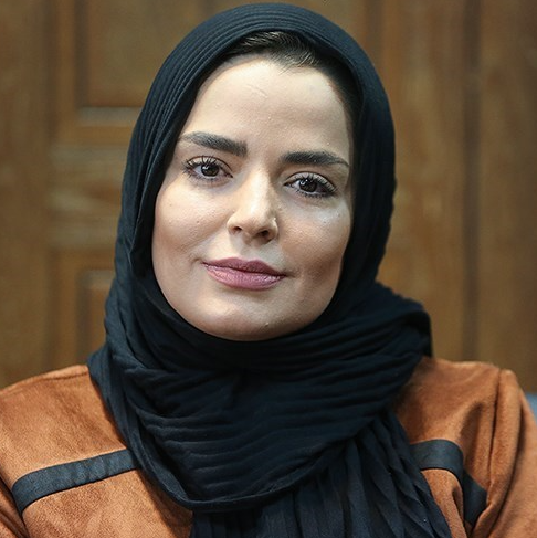 چهره ها/ سلفی در ماشین سپیده خداوردی با پسرش
