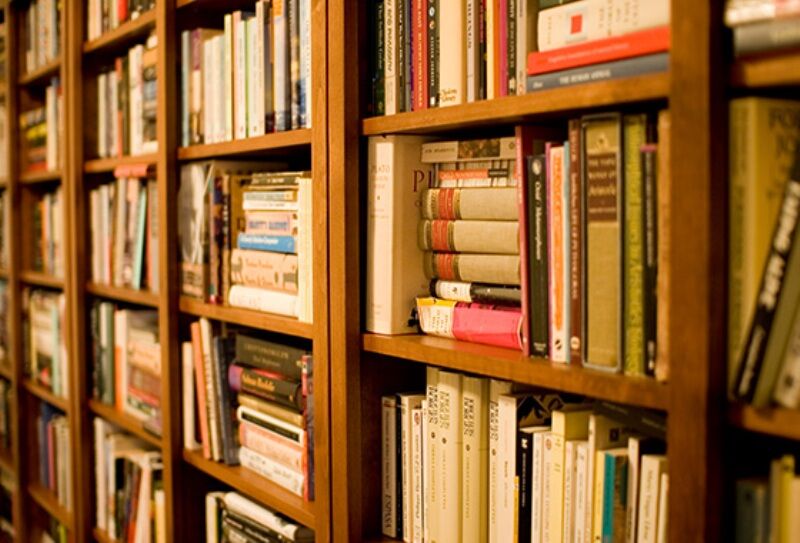 طرح بهارانه کتاب در بوشهر آغاز شد