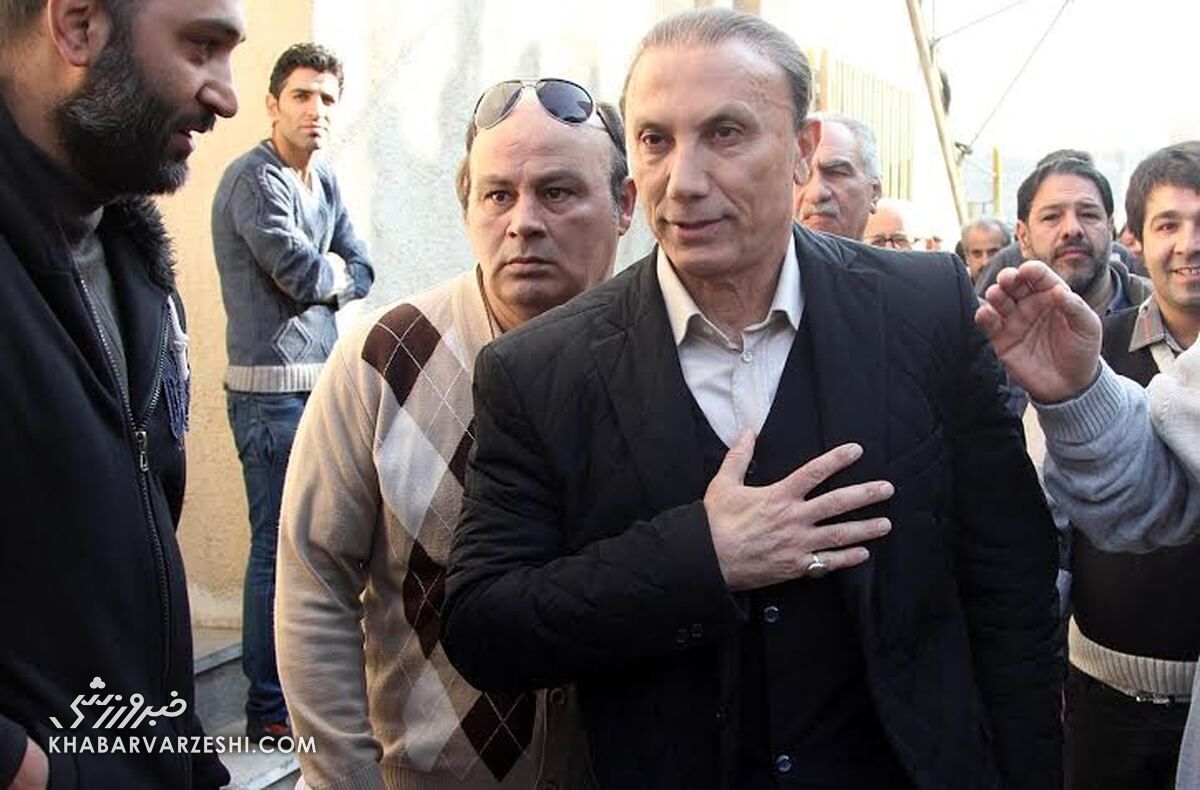 درخشان:پرسپولیس به سود رقبایش، تحت فشار قرار گرفته است