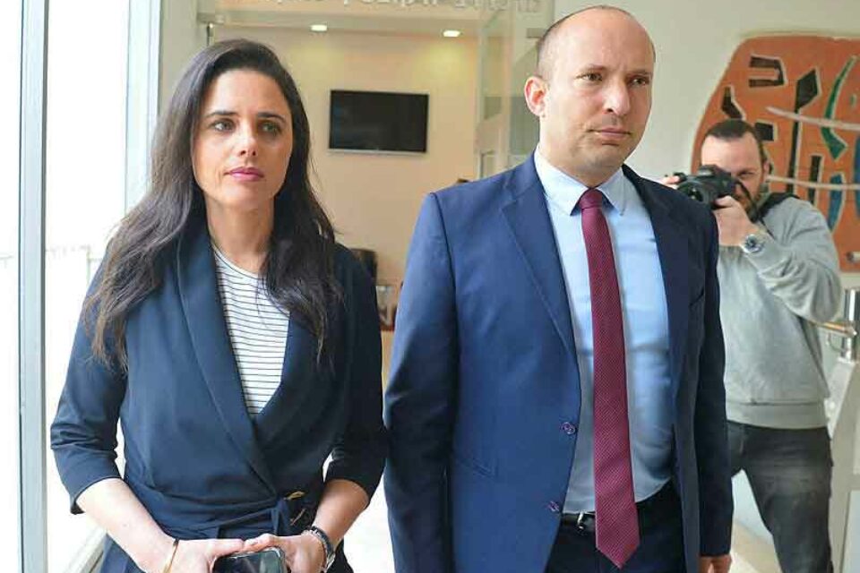 جاده سیاست تلآویو به پیچ خطرناک نزدیک شده است