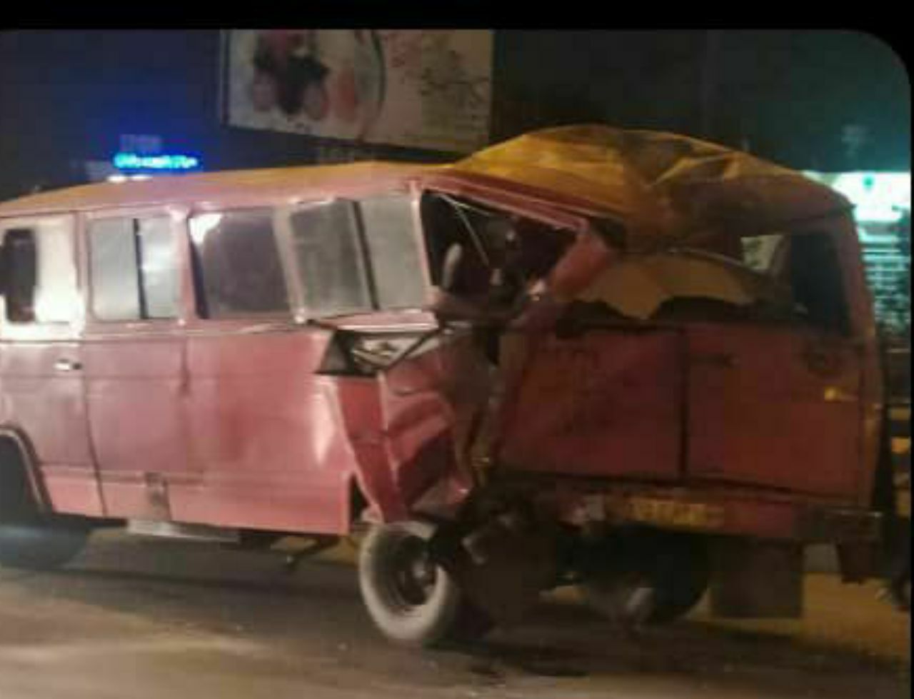 ۷ مصدوم در حادثه رانندگی پلیس‌راه امام هادی(ع) مشهد
