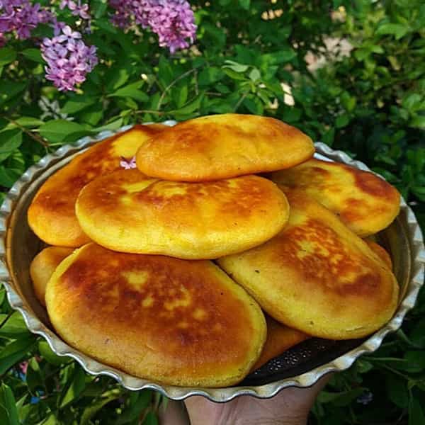 طرز تهيه نان زيره تابه اي خوشمزه به روش سنتي