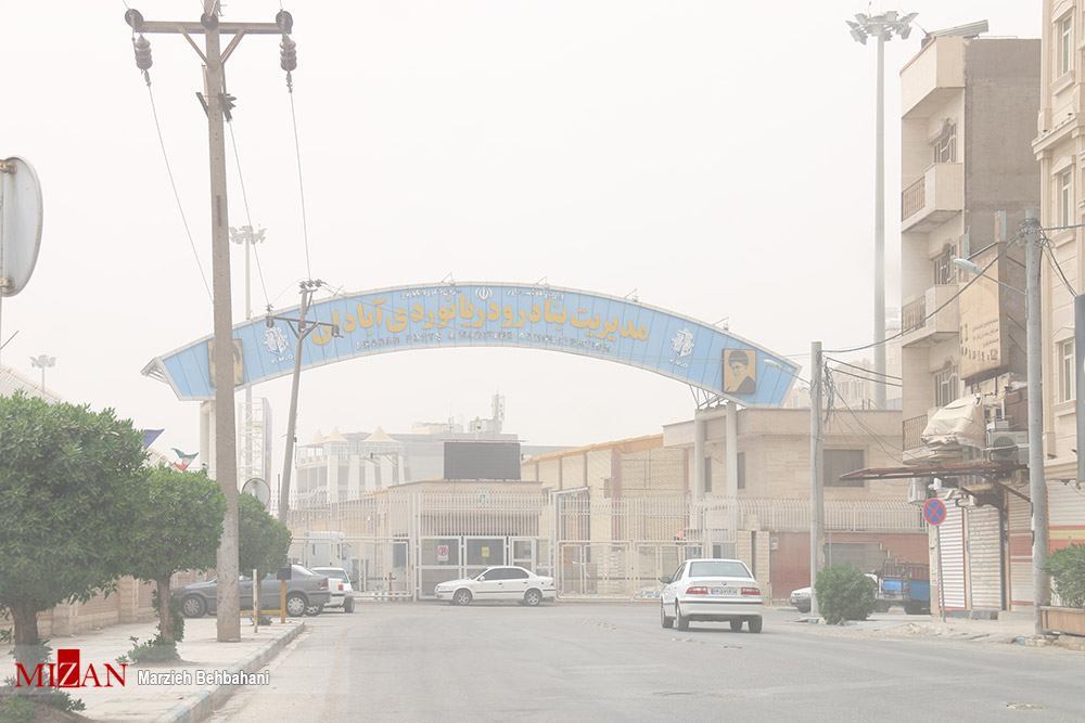 عکس/ گرد و غبار در آبادان