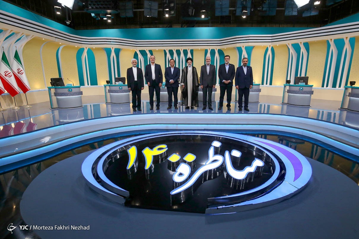  عکس یادگاری کاندیدها در پایان مناظره 1400