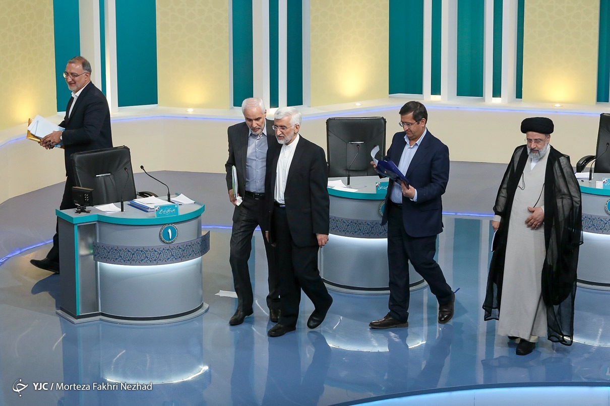 عکس/ گفت و گوی جلیلی و مهرعلیزاده در پایان مناظره