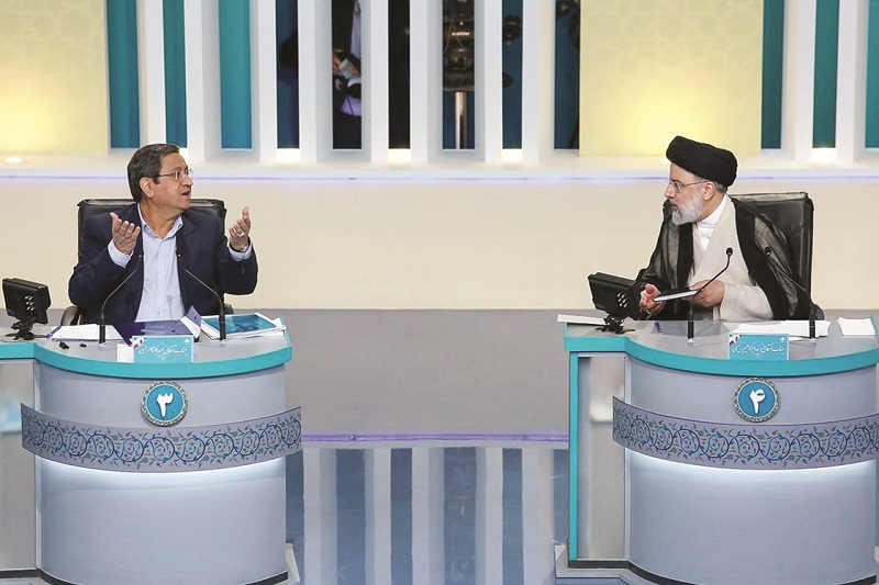 روایت "فرهیختگان" از لیستی که همتی به رییسی داد