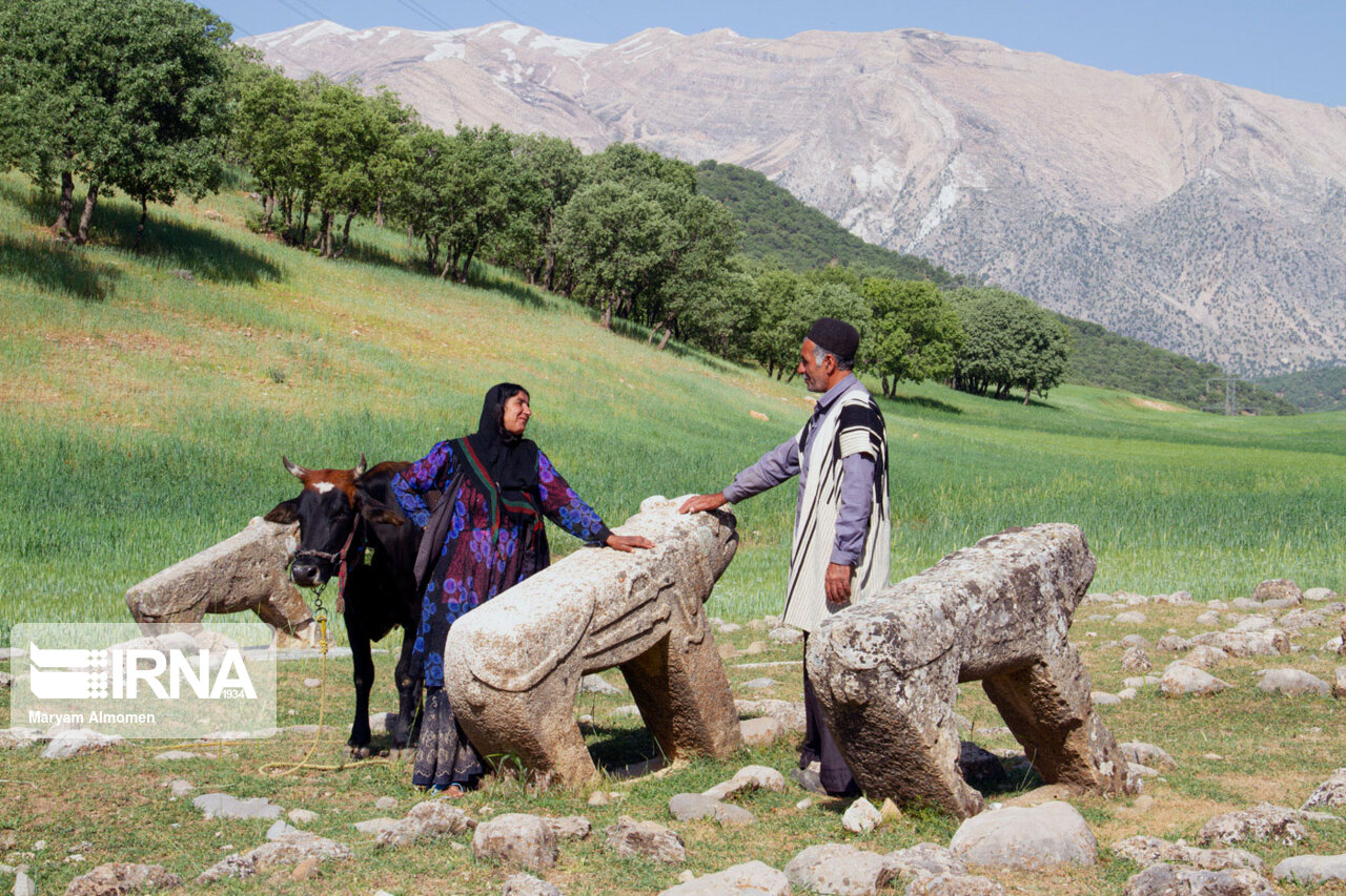 بَردِ شیر نماد باشکوه ایل بختیاری