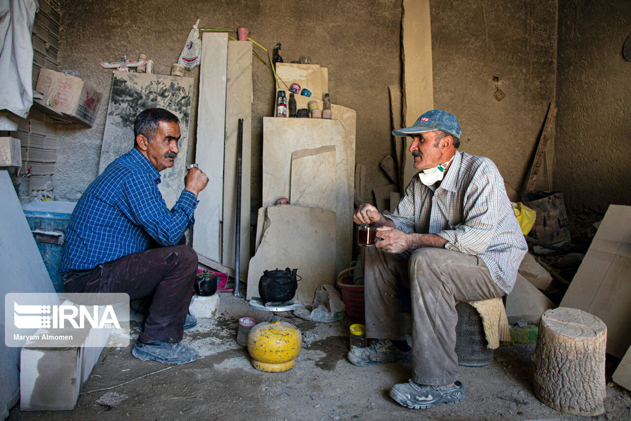 بَردِ شیر نماد باشکوه ایل بختیاری