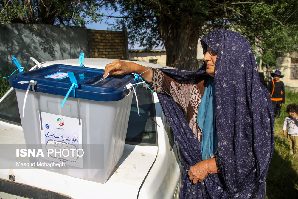 عکس/ صندوق سیار انتخابات در سمنان