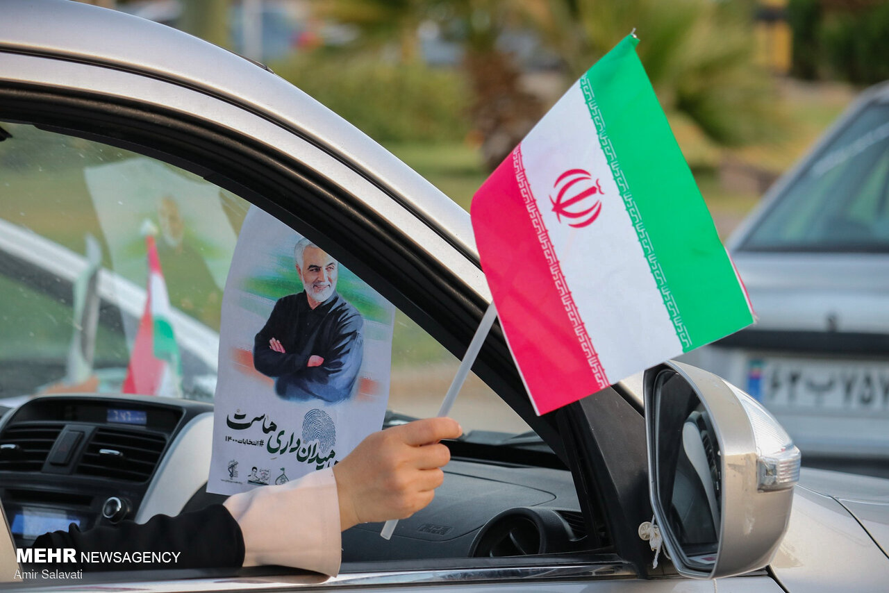 جشن پیروزی هواداران آیت الله سید ابراهیم رئیسی در سمنان