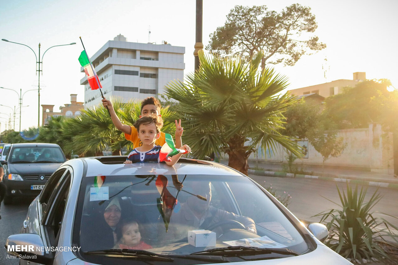جشن پیروزی هواداران آیت الله سید ابراهیم رئیسی در سمنان