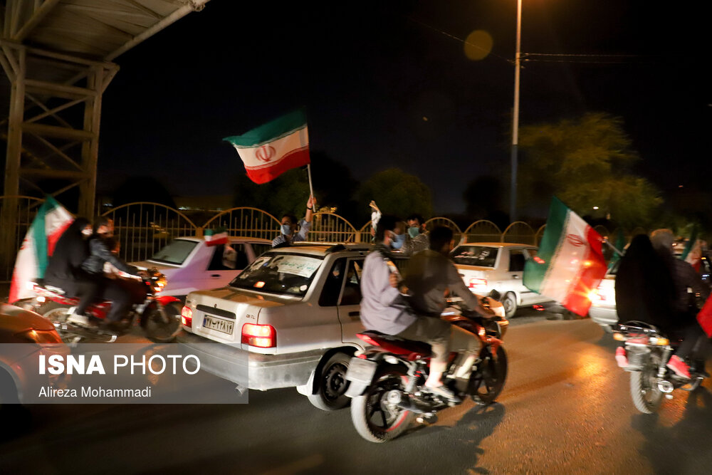 عکس/ جشن پیروزی انتخابات ریاست جمهوری در اهواز