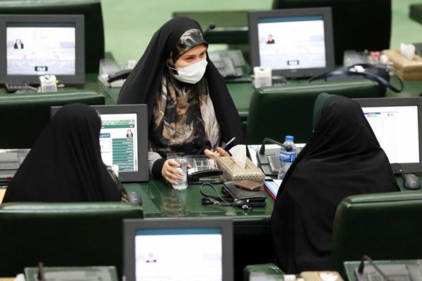 نامزد انتخابات 1400 در صحن علنی مجلس