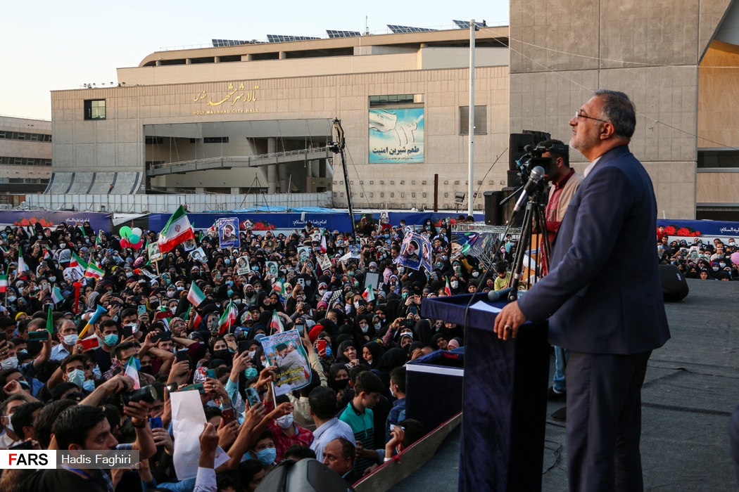 عکس/ جشن پیروزی با حضور زاکانی در مشهد