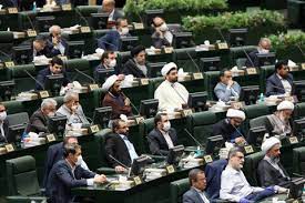 قانونی برای مجازات مردم یا جاسوس‌ها؟