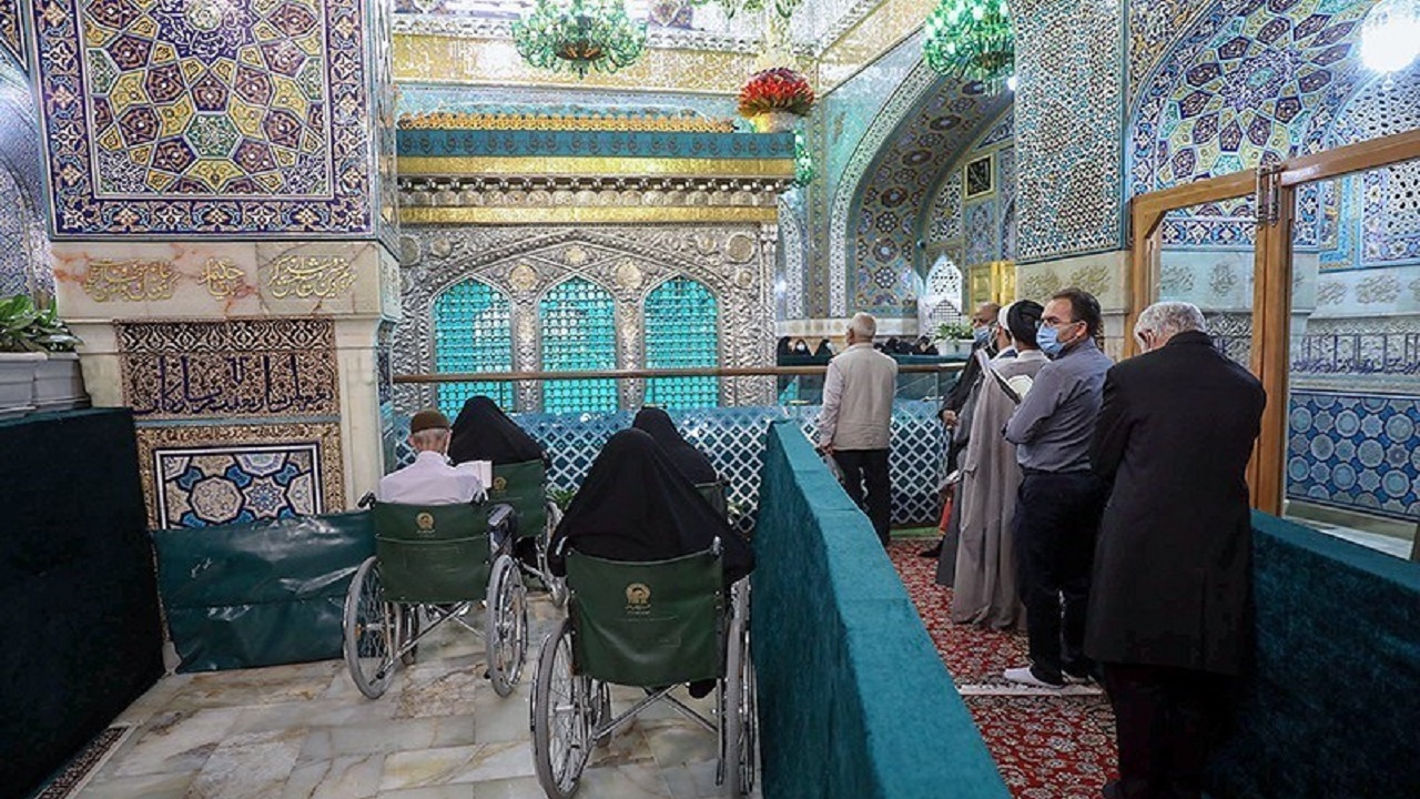 زمانی که امام رضا (ع) به محبان خود اجازه ملاقات نداد!