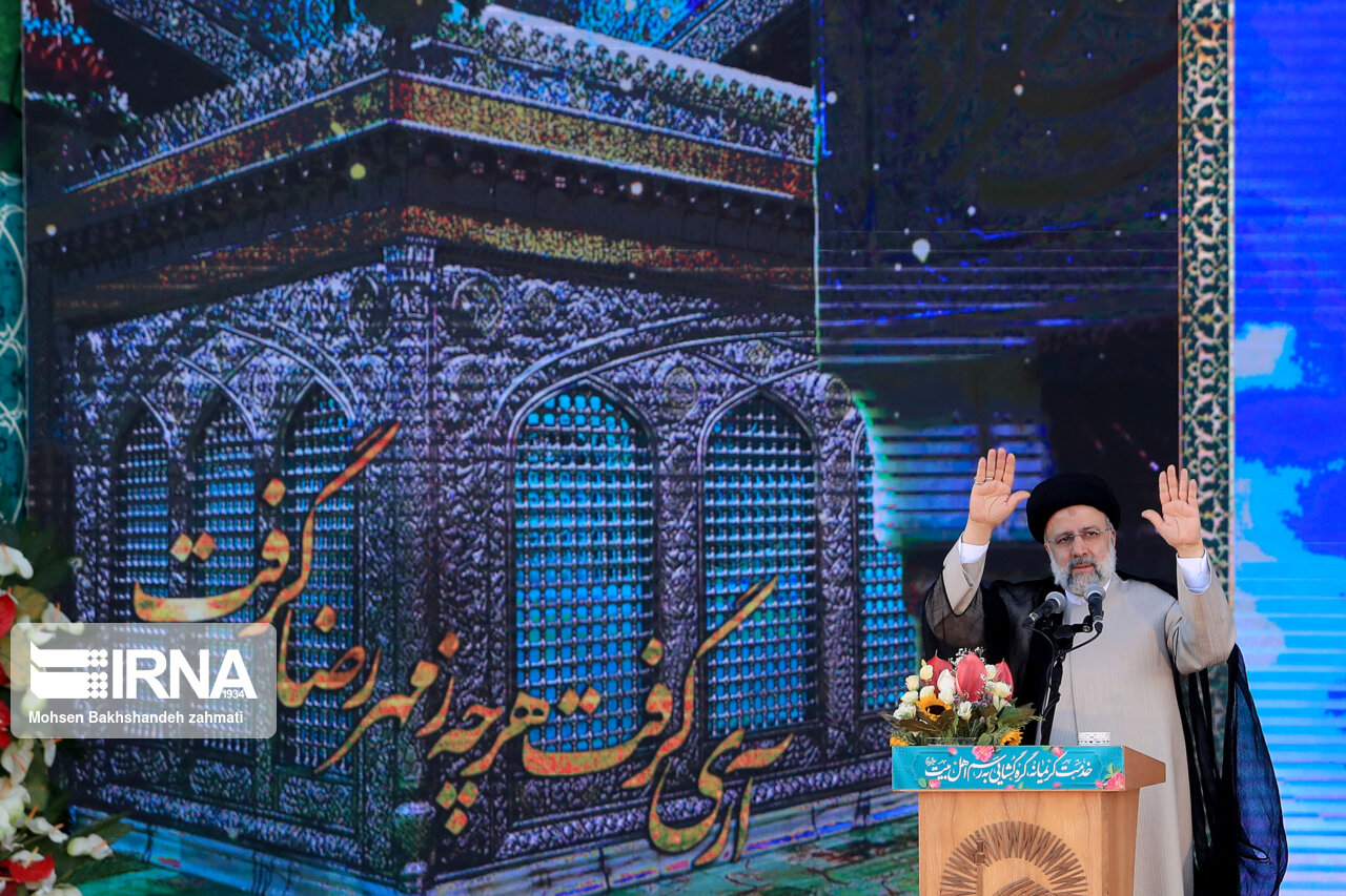اولین سخنرانی رئیس جمهور منتخب در حرم مطهر رضوی