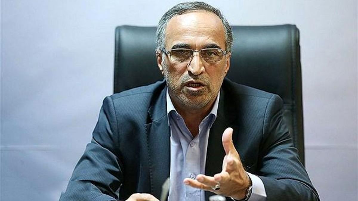 واعظ آشتیانی: اصلاح‌طلبان معتدل باید از تندروها اعلام برائت کنند