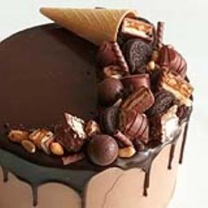 روش  تهیه گاناش شکلاتی برای تزئین کیک و شیرینی
