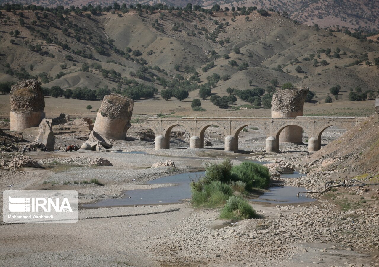 عکس/ خشکسالی در رودخانه کشکان