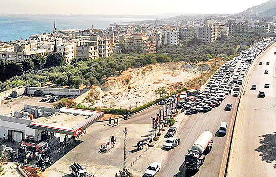 لبنان در آستانه فروپاشی