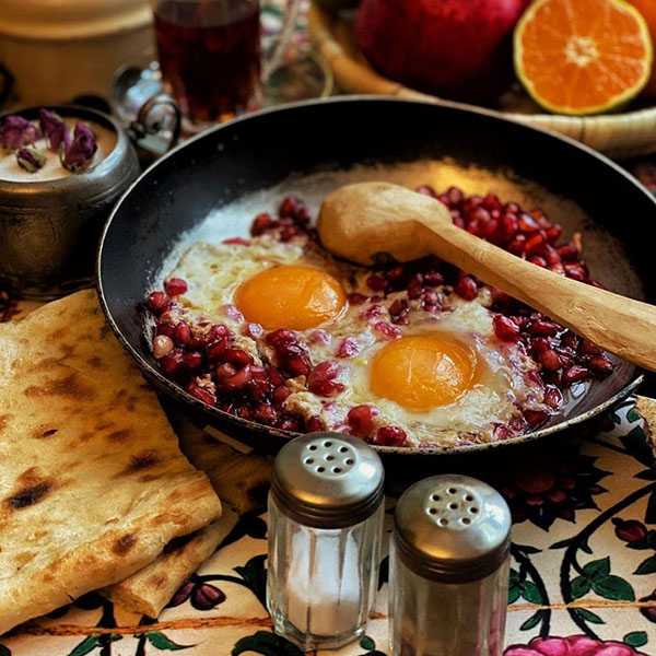 طرز تهيه املت انار خوشمزه و مخصوص به روش سنتي گيلاني
