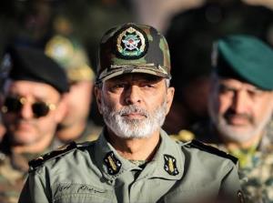سرلشکر موسوی: ارتش با قاطعیت در مقابل دشمن می ایستد
