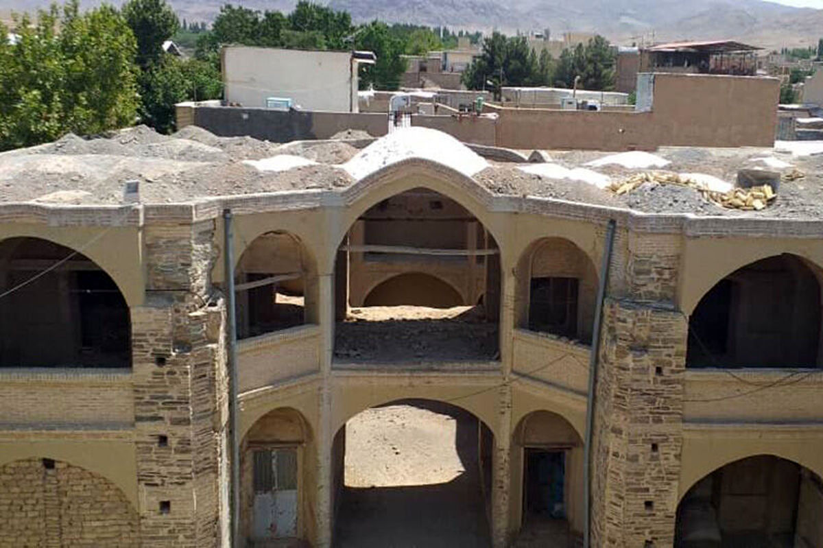 آغاز مرمت کاروانسرای شمسالسلطنه نراق