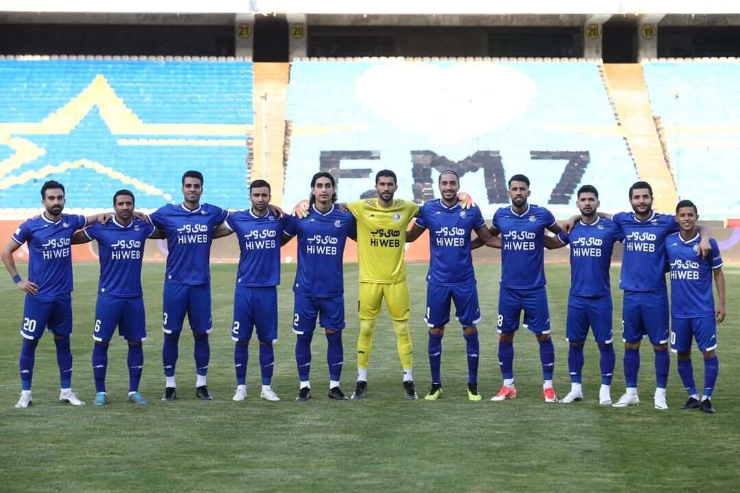مومنی: پیروزیهای استقلال بهمعنای برطرف شدن مشکلاتش نیست
