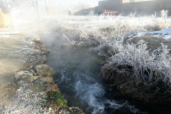 چشمه زیبای روستای غینرجه خنداب