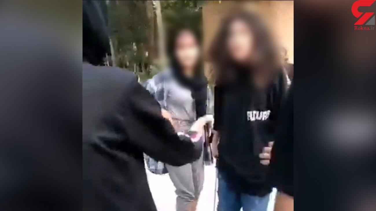 دختر قمهکش و دوستانش در اداره پلیس