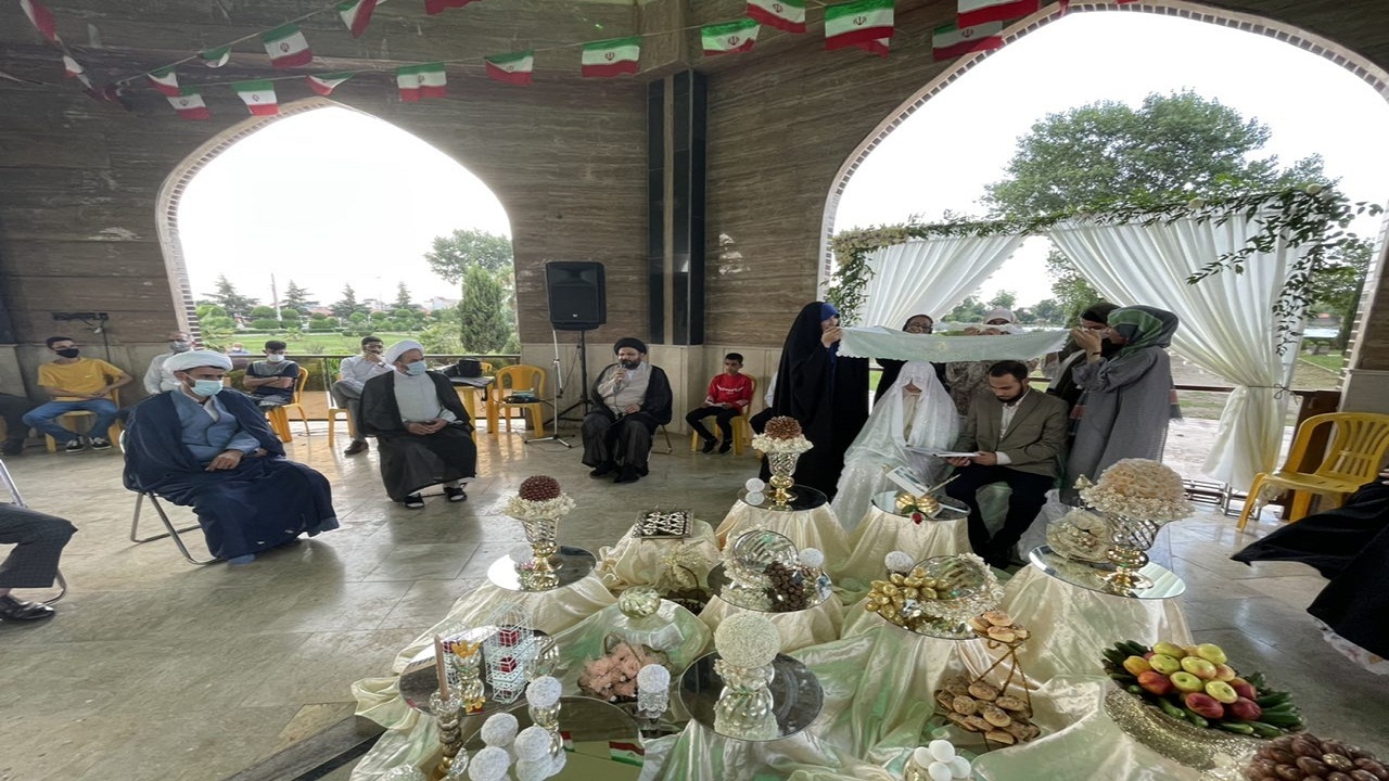 ازدواج بر سر مزار شهدا در شهرستان لنگرود