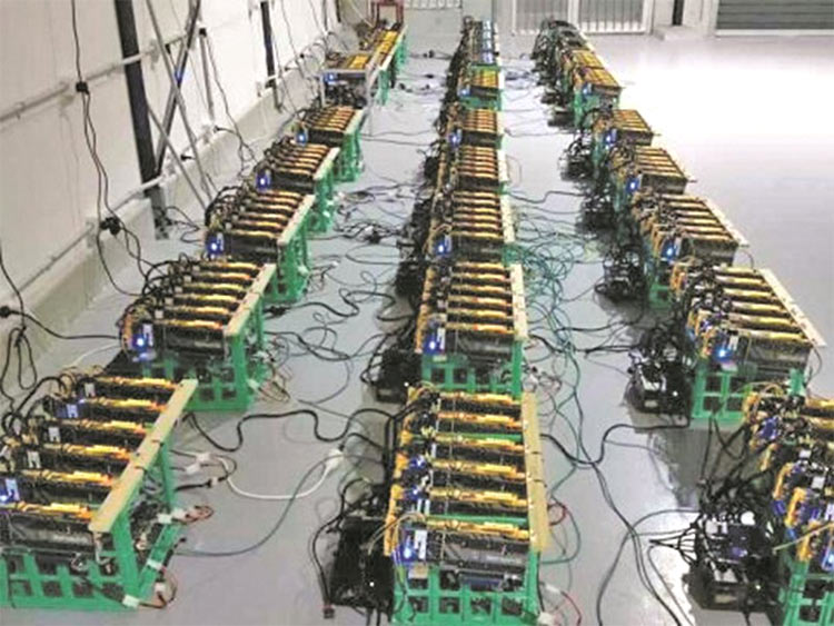 پلیس مالزی بیش از 1000 ماینر بیت‌کوین را معدوم کرد