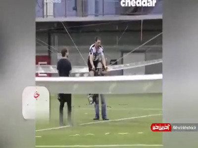 رکاب زنی و پرواز با وسیله‌ای جالب!