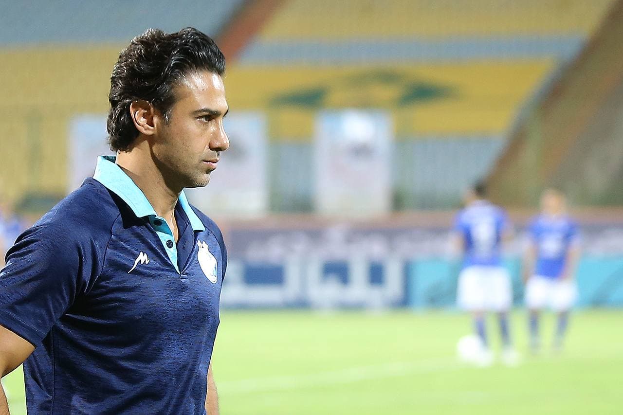 فرهاد مجیدی پاداش بازی با نفت مسجد سلیمان را پرداخت نکرد