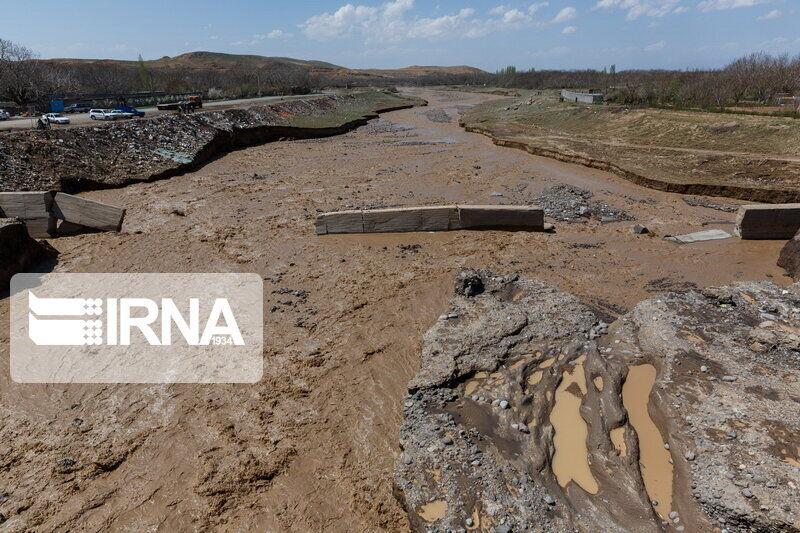 باران تابستانه به ۴ خانه روستایی گنبدکاووس خسارت زد