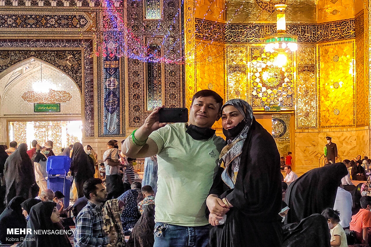 عکس/ حرم امام رضا(ع) در شب عید غدیر