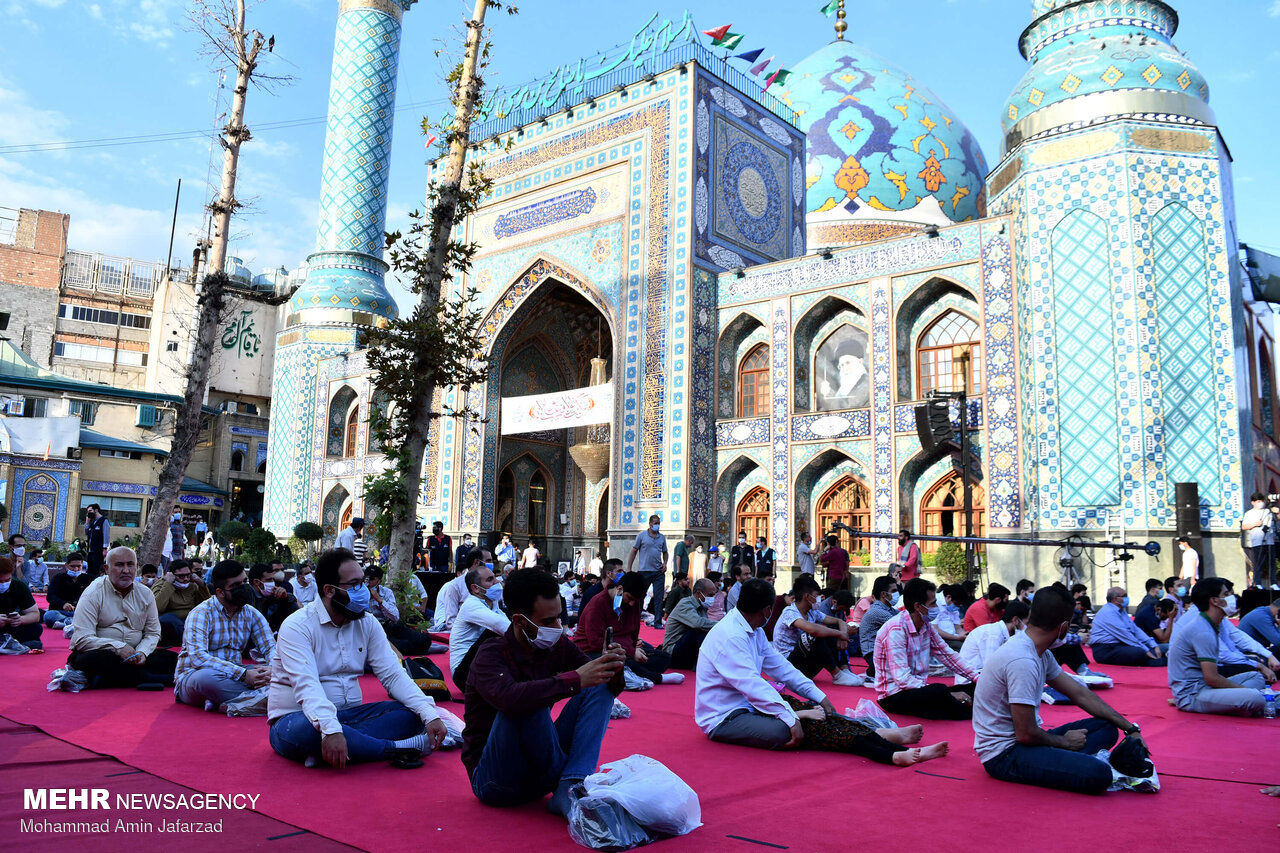 عکس/ اجتماع بزرگ عید ولایت در امامزاده صالح (ع)