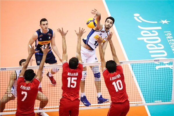 نبرد سخت تیم‌های والیبال ایران و ایتالیا