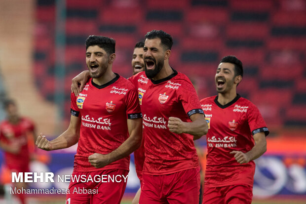 پرسپولیس قهرمان لیگ بیستم شد/ جام پنجم روی دستان کاپیتان سیدجلال