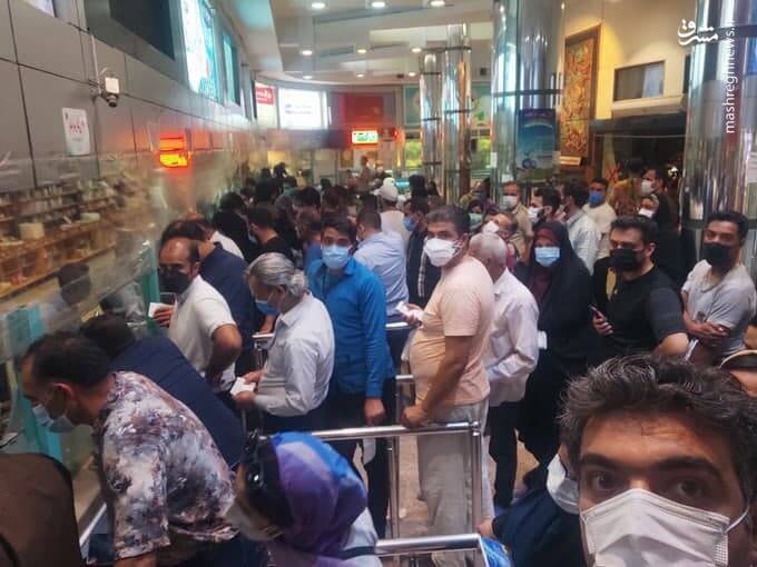 تصویر تکان دهنده از داروخانه امام مشهد