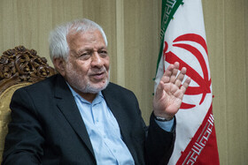 نصیحت بادامچیان به احمدی‌نژاد و رئیس دولت اصلاحات؛ سرنوشت روحانی چه می‌شود؟