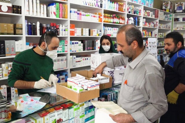 کارگران مشاغل پُر خطر چه زمانی واکسن میزنند؟