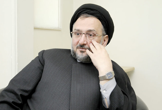نظر ابطحی در مورد سخنرانی رئیسی در مراسم تحلیف