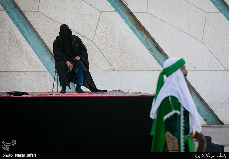 تعزیه خوانی در میدان آزادی تهران