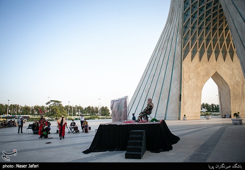 تعزیه خوانی در میدان آزادی تهران