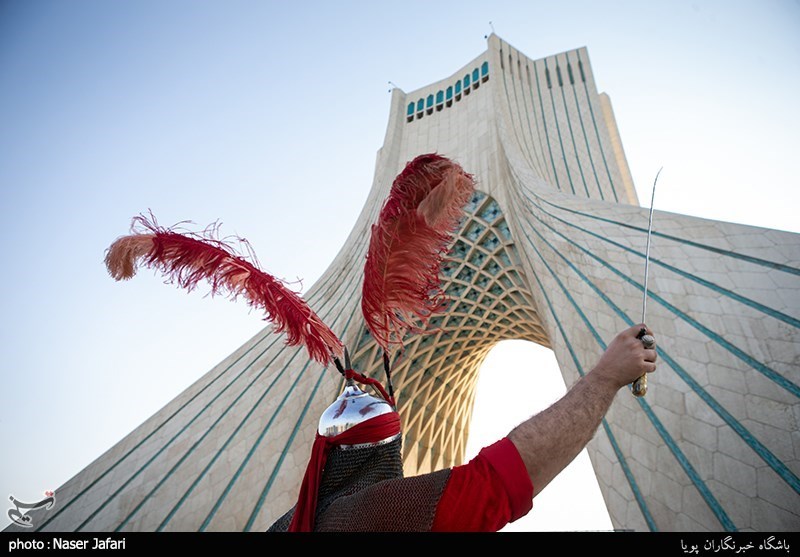 تعزیه خوانی در میدان آزادی تهران