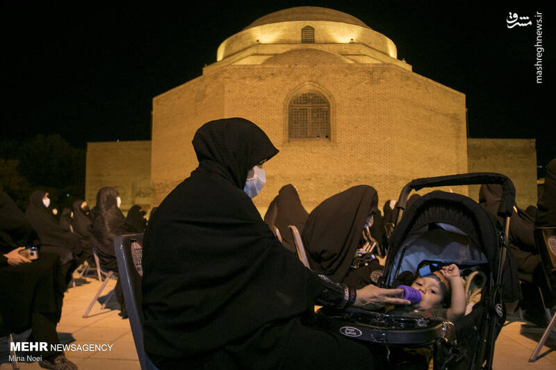 مراسم سوگواری در محوطه مسجد کبود تبریز