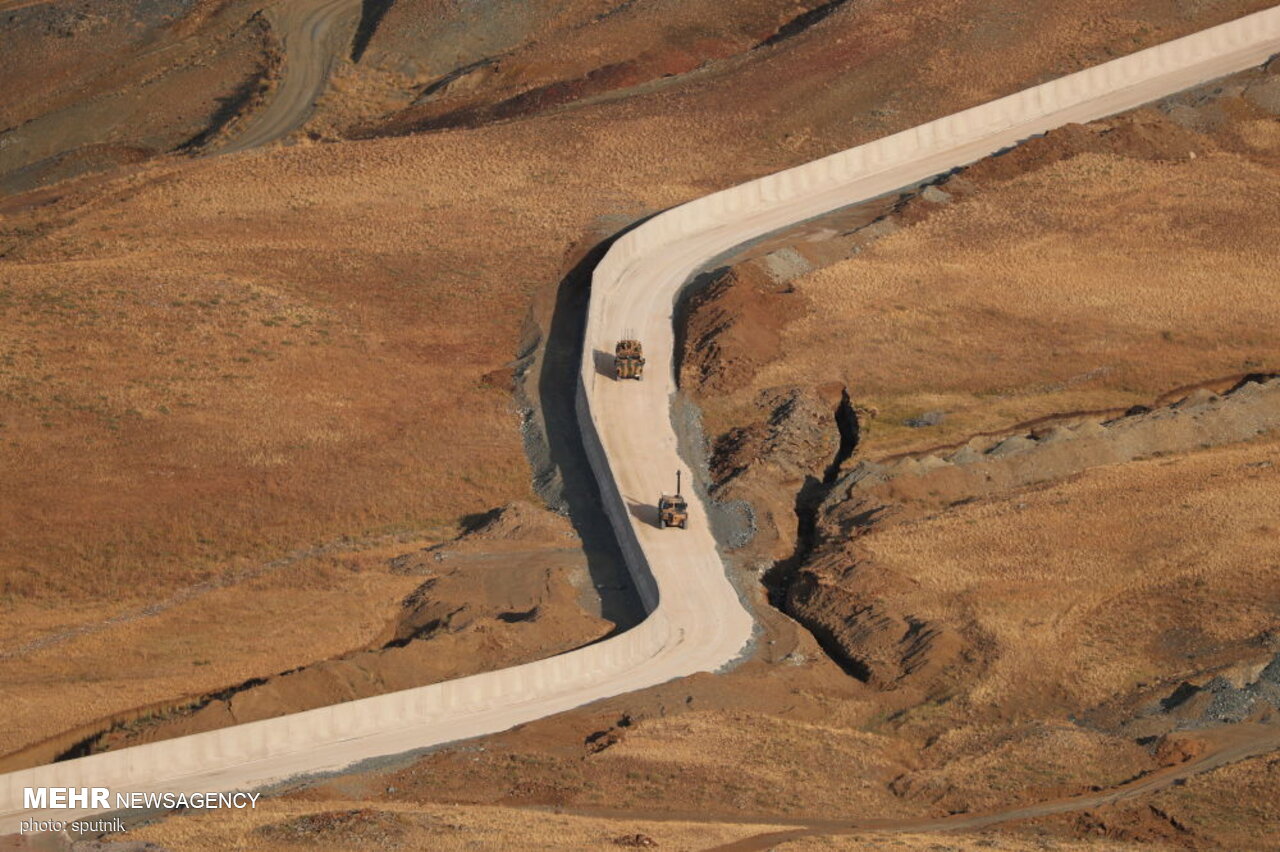 عکس/ جلوگیری ترکیه از ورود پناهندگان افغانستانی